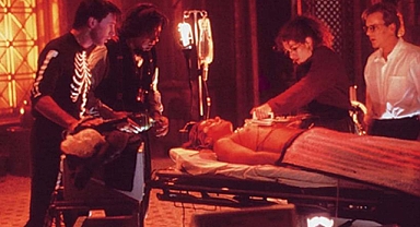 Filmlerdeki o sahne tıbba göre imkansız 