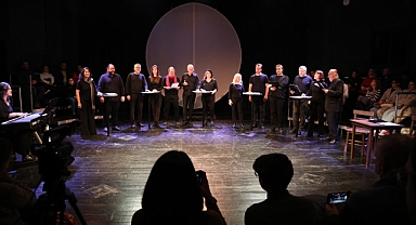 Nazım Hikmet’in doğumunun 121. yolu şiirlerle kutlandı 