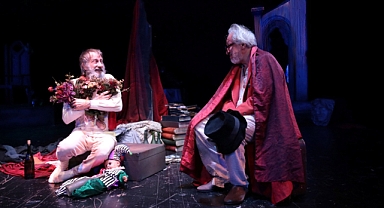 Şehir Tiyatroları, Şubat ayında 1’i yeni, 2’si konuk, 33 oyunla seyirci karşısına çıkıyor