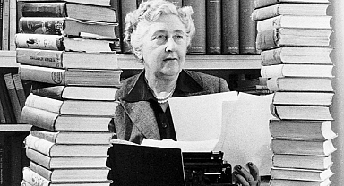 Agatha Christie'nin romanlarındaki ırkçı ifadeler çıkarıldı
