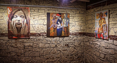 Sanatta konu olarak kadın olgusu tartışmaya açılıyor