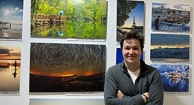 Genç Sanatçı Alp Yazıcı, Fotoğrafları ile Paris Carrousel du Louvre'da