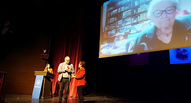 İoanna Kuçuradi’ye 17. Cumhuriyet Ödülü