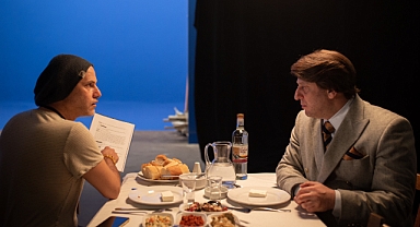 Saatleri Ayarlama Enstitüsü'nün prömiyeri yapıldı