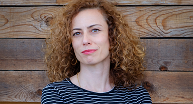 Zeynep Dadak kimdir?