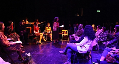 İstanbul Şiirle Buluşuyor etkinliğinin konuğu Gülten Akın oldu