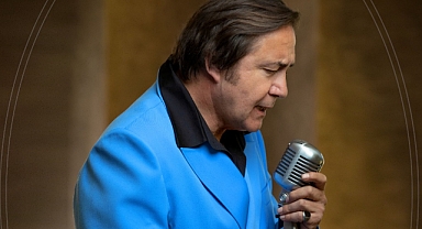 Tanju Okan, tiyatro sahnesine taşınıyor