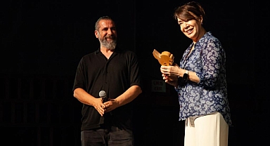 Kıbrıs'ta İBB Şehir Tiyatroları rüzgarı