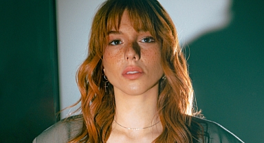 Selin İkinci Bahar'ı yeniden seslendirdi