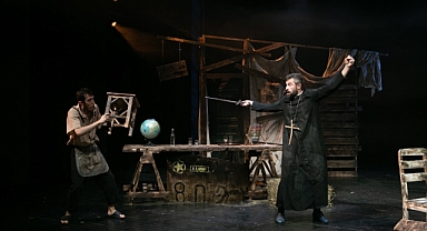 İzmir Şehir Tiyatroları sezonu kapalı gişe tamamladı