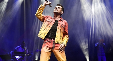 Kenan Doğulu Harbiye’yi salladı 