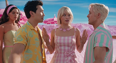 Barbie, tüm dünyada bir milyar dolardan fazla hasılat yaptı