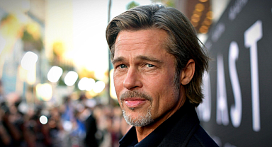 Brad Pitt’ten grevdeki meslektaşlarına destek