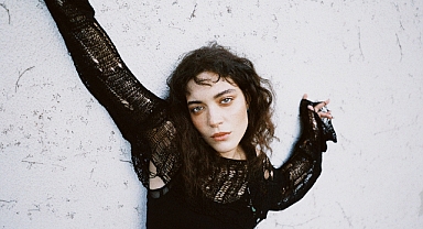 Lil Zey'den karanlık bir aşk baladı: Naylon