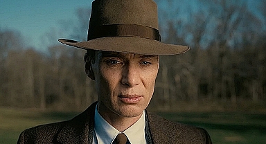 Oppenheimer, Barbie'yi geçerek zirveye yerleşti