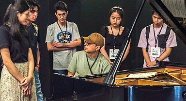 Piyano tınıları Boğaz’da yankılandı 