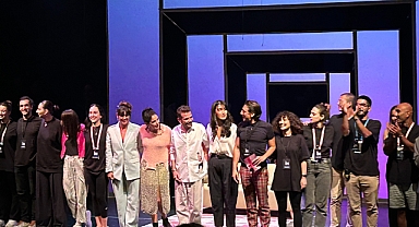 Kim Bu Ben oyununun galası gerçekleşti