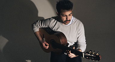 Naci Oğuz, Kirpi İkilemi ile tanıdık formları progresif bir şekilde zorluyor