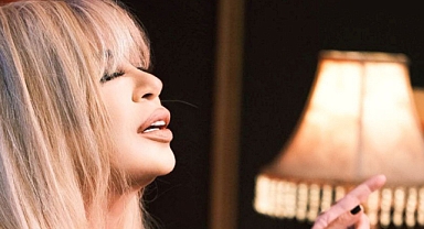 Zerrin Özer Basit Numaralar ile zirvede