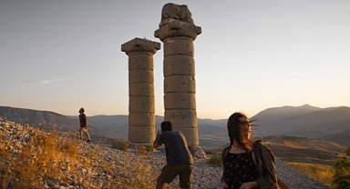 Nuri Bilge Ceylan Kuru Otlar Üstüne ile kendi rekorunu kırdı