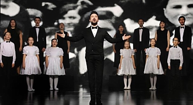 Tarkan Cumhuriyet’in 100’üncü yılına özel besteledi: Sen Rahat Uyu