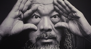 Ai Weiwei'ye sansür: Londra'daki sergisi askıya alındı