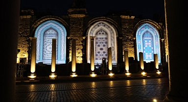 New York Metropolitan Müzesi'nde sergilenen Sonsuzluk Kapıları, Side Antik Kent'te sergileniyor