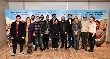 Ahmet Mümtaz Taylan: Arap Kadri ve Tarzan, ilk gençliğimde çok sıkı takip ettiğim bir çizgi hikayeydi