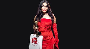 Gold Faces Uluslararası Ödül Gecesi'nde Dila Güneş, Yılın En İyi Çıkış Yapan Kadın Spiritüel Danışmanı Seçildi!