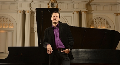 Mehmet Ali Sanlıkol, Grammy Ödülleri'ne aday gösterilen Bir İstanbul Çelebisi ile CRR’de