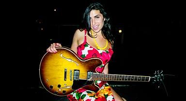 Eski ve yeni şarkılar bir arada: On iki şarkılık Amy Winehouse albümü geliyor