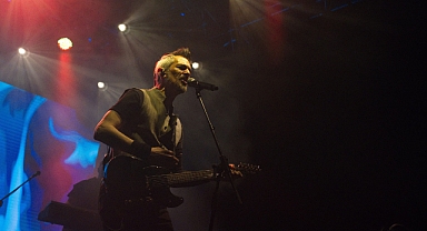 Kargo yıllar sonra sahnede