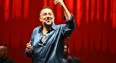 Ata Demirer iki gece üst üste Harbiye’de 