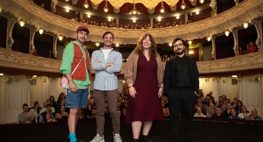 Hiçbir Şey Yerinde Değil, uluslararası prömiyerini Karlovy Vary Film Festivali’nde yaptı