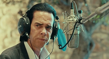 Nick Cave: Artık bir şeyler üretmiyoruz, sadece tüketiyoruz
