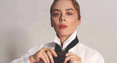 Demet Evgar: Sahneye çıkmasaydım yitip giderdim