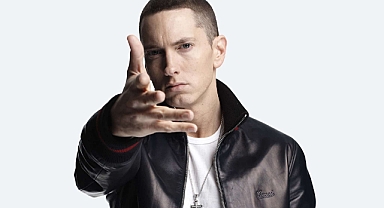 Eminem VMA sahnesinde