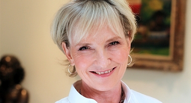 Julia Aline Samuel kimdir?