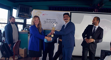 Don Kişot İyi Edebiyat Ödülü Kül Şehir adlı romana verildi