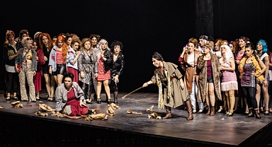 Wagner'in ilk başyapıtı Uçan Hollandalı sahnede 