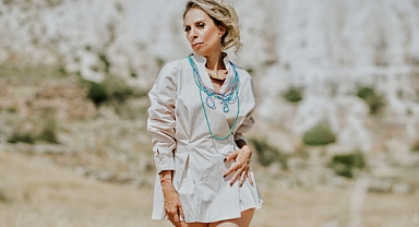 Zeynep Casalini, Zamansız Kadınların Şarkıları ile turneye çıkıyor