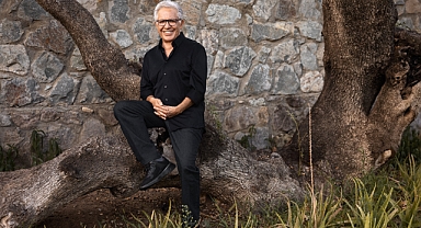 Zülfü Livaneli’nin yeni romanı 2025 yılının sonbaharında okurla buluşacak