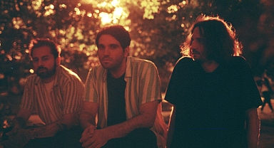 The Away Days'ten yeni tekli: White Whale