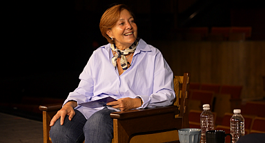 Tilbe Saran: İlk sahneye çıktığımda herkes deprem oluyor sandı