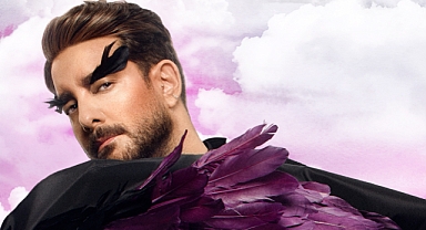 Enis Arıkan’lı Hayalperest oyununa yoğun ilgi