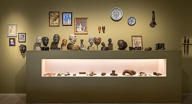 Koray Ariş’ten yeni sergi: İçinde Yaşadığımız Deri