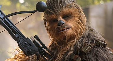 Chewbacca’nın ikonik silahı açık artırmada rekor fiyata satıldı!