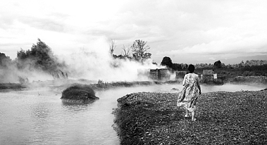 Denef Huvaj’dan Büyükada’da modern hayat eleştirisi: Dışarısı Büyüyor