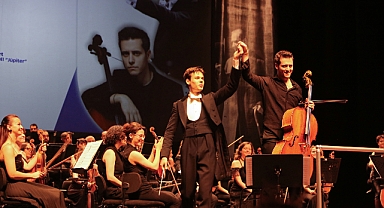 Genç orkestra şefi Maximilian Cem Haberstock Eskişehir'de sahne aldı