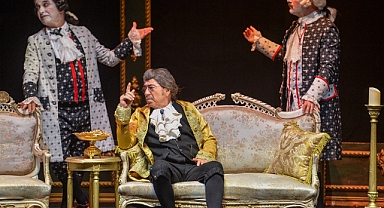 Amadeus oyunu ilk kez Harbiye